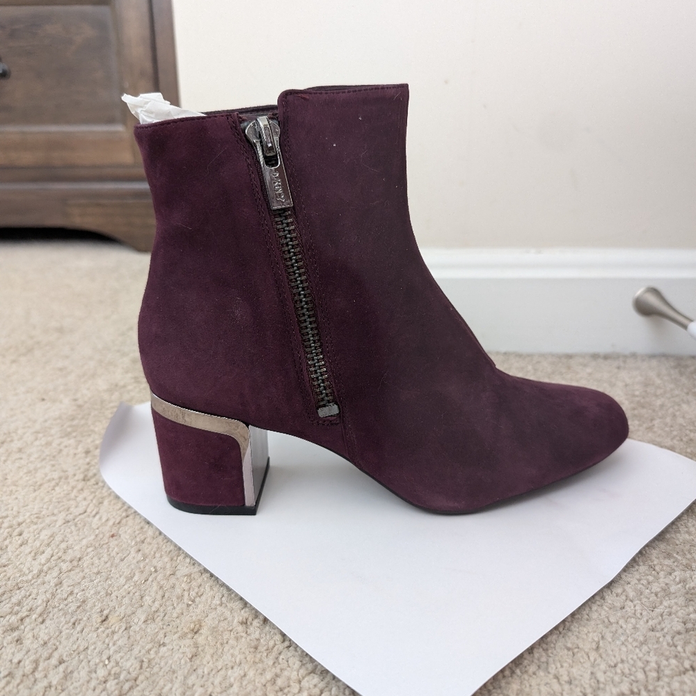 Elegant Burgundy Suede Ankle Boots - Picture 6 of 10